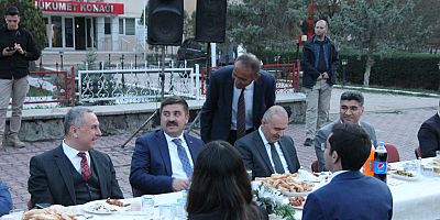 Aralık Belediye Başkanı  Mustafa Güzelkaya Ve  Aralık Teşkilatı Tarafından İftar Programı Düzenlendi